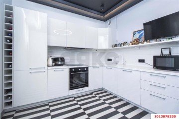 Фото №2: 2-комнатная квартира 78 м² - Краснодар, мкр. Камвольно-суконный Комбинат, ул. Онежская, 1