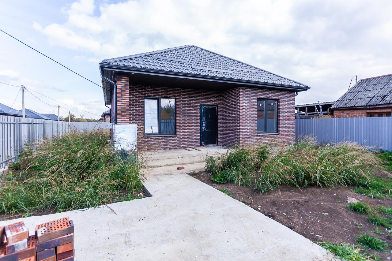 Фото №3: Дом 85 м² + 4.7 сот. - Примаки, Центральный внутригородской округ, Западный внутригородской округ, Центральный, Прикубанский внутригородской округ, мкр. Славянский, 1