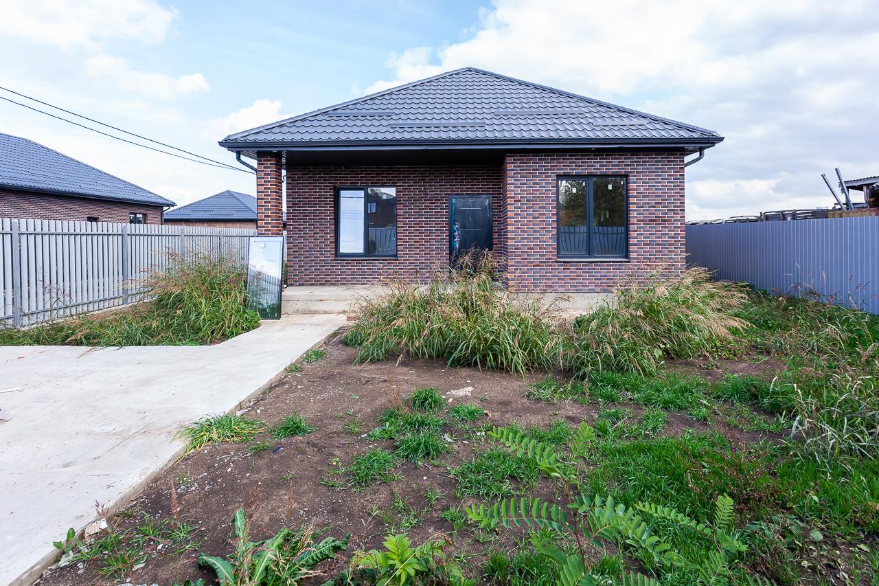 Фото №1: Дом 85 м² + 4.7 сот. - Примаки, Центральный внутригородской округ, Западный внутригородской округ, Центральный, Прикубанский внутригородской округ, мкр. Славянский, 1