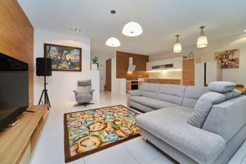 Фото №1: 4-комнатная квартира 154 м² - Краснодар, мкр. Центральный, ул. Кубанская Набережная, 37/11