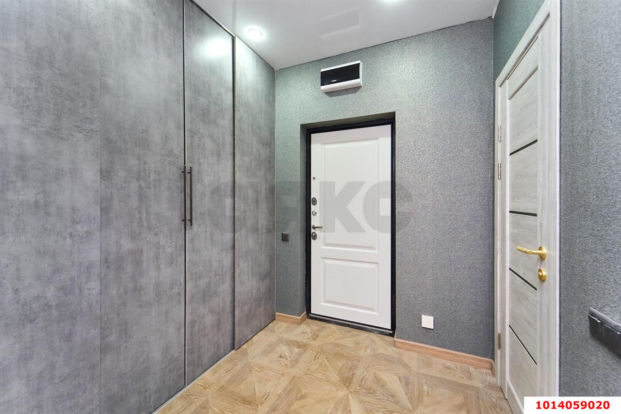 Фото №9: 1-комнатная квартира <span class="whitespace-nowrap">30 м²</span>, <span class="whitespace-nowrap">12/25 эт.</span> - Краснодар, Центральный внутригородской округ, Табачная Фабрика, мкр. ЖК Все Свои Вип, ул. Колхозная, 5/2