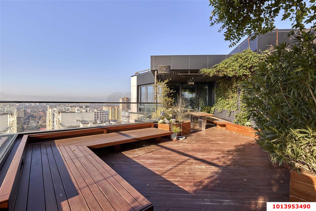 Фото №34: Пентхаус 329 м² - Краснодар, Прикубанский внутригородской округ, Солнечный, мкр. Фестивальный, ул. Яна Полуяна, 47