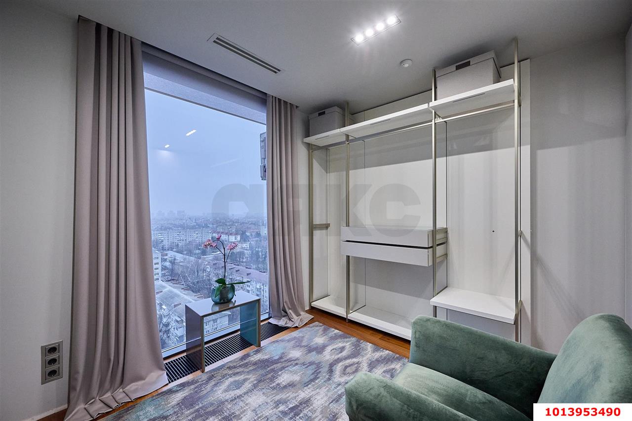 Фото №22: Пентхаус 329 м² - Краснодар, Прикубанский внутригородской округ, Солнечный, мкр. Фестивальный, ул. Яна Полуяна, 47