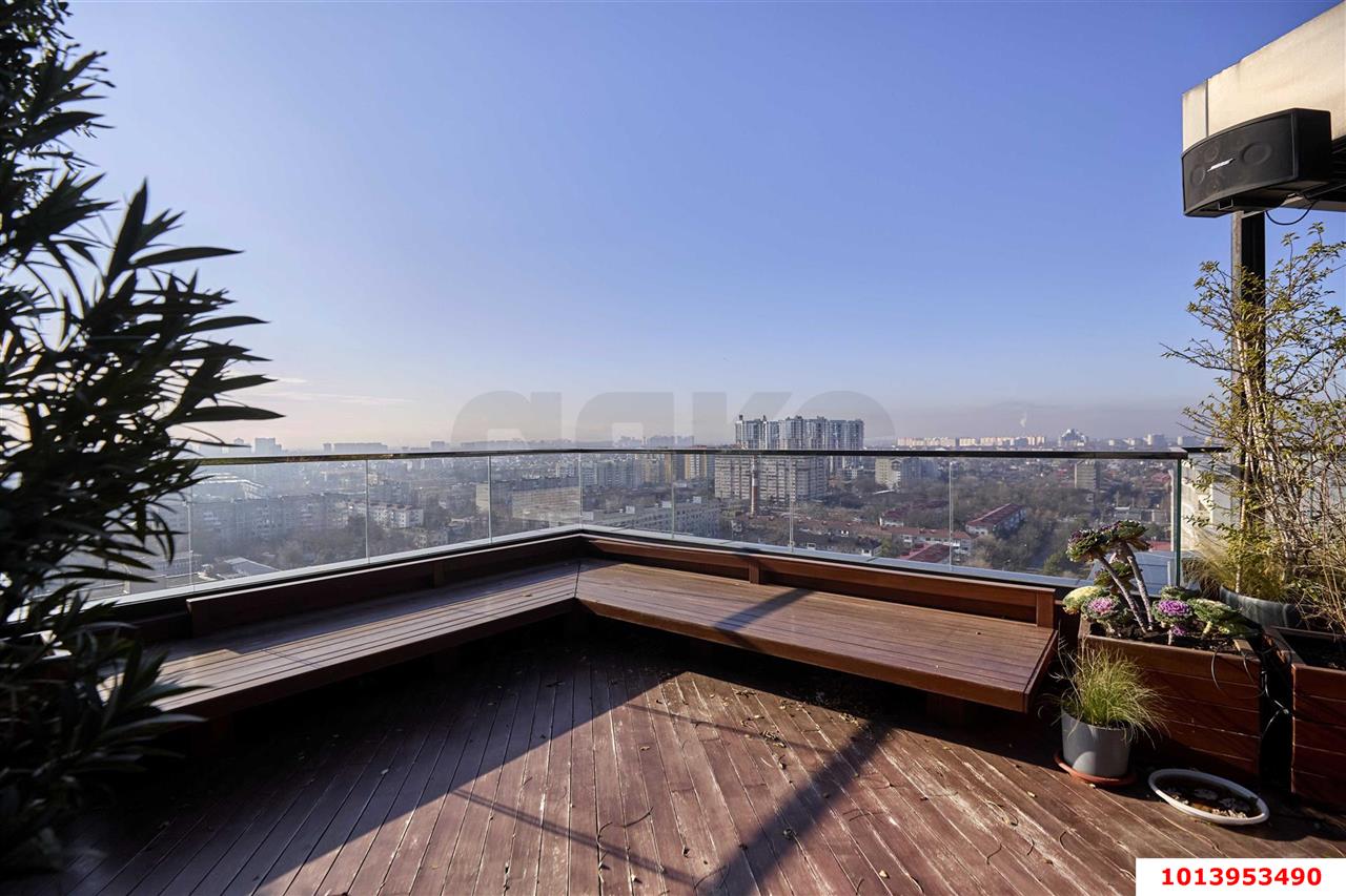 Фото №35: Пентхаус 329 м² - Краснодар, Прикубанский внутригородской округ, Солнечный, мкр. Фестивальный, ул. Яна Полуяна, 47