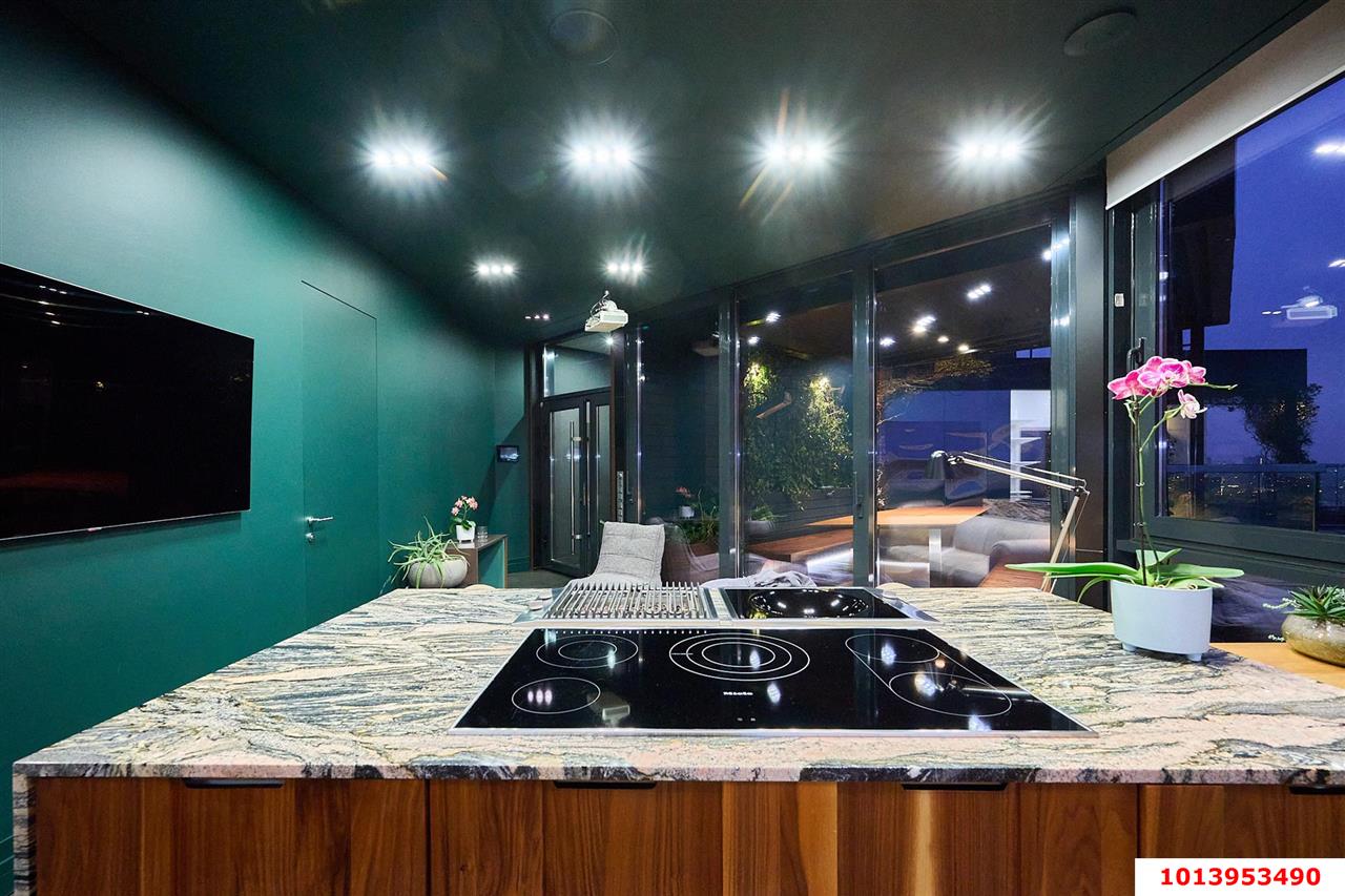 Фото №31: Пентхаус 329 м² - Краснодар, Прикубанский внутригородской округ, Солнечный, мкр. Фестивальный, ул. Яна Полуяна, 47