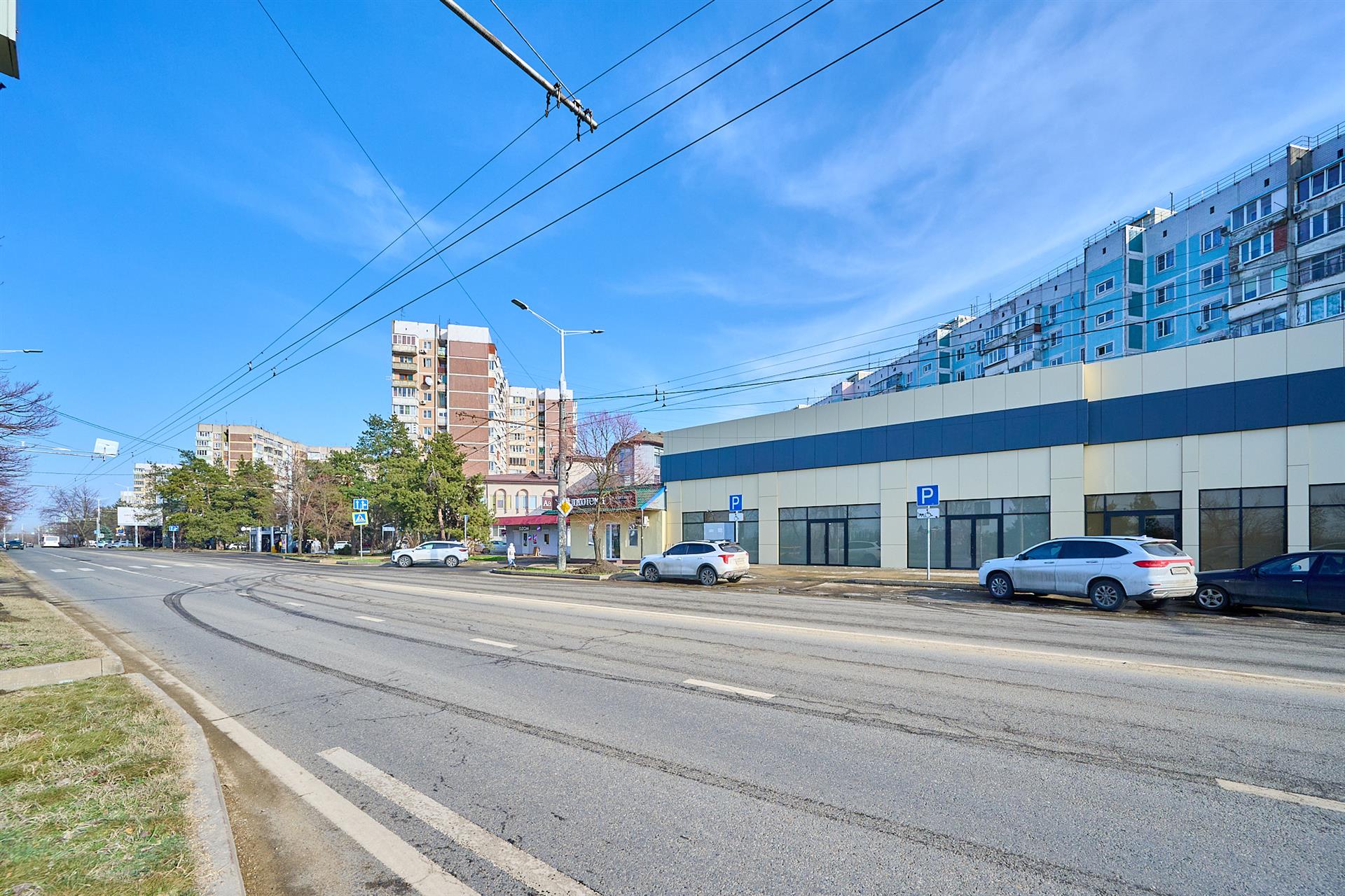 Фото №5: Коммерция 105 м² - Краснодар, Западный внутригородской округ, мкр. Юбилейный, ул. 70-летия Октября, 8А