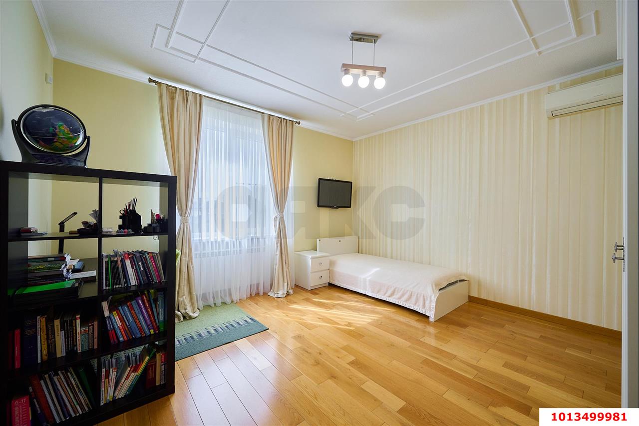 Фото №24: Дом 271 м² + 10 сот. - Краснодар, 2-я Площадка, ул. Степана Коцура