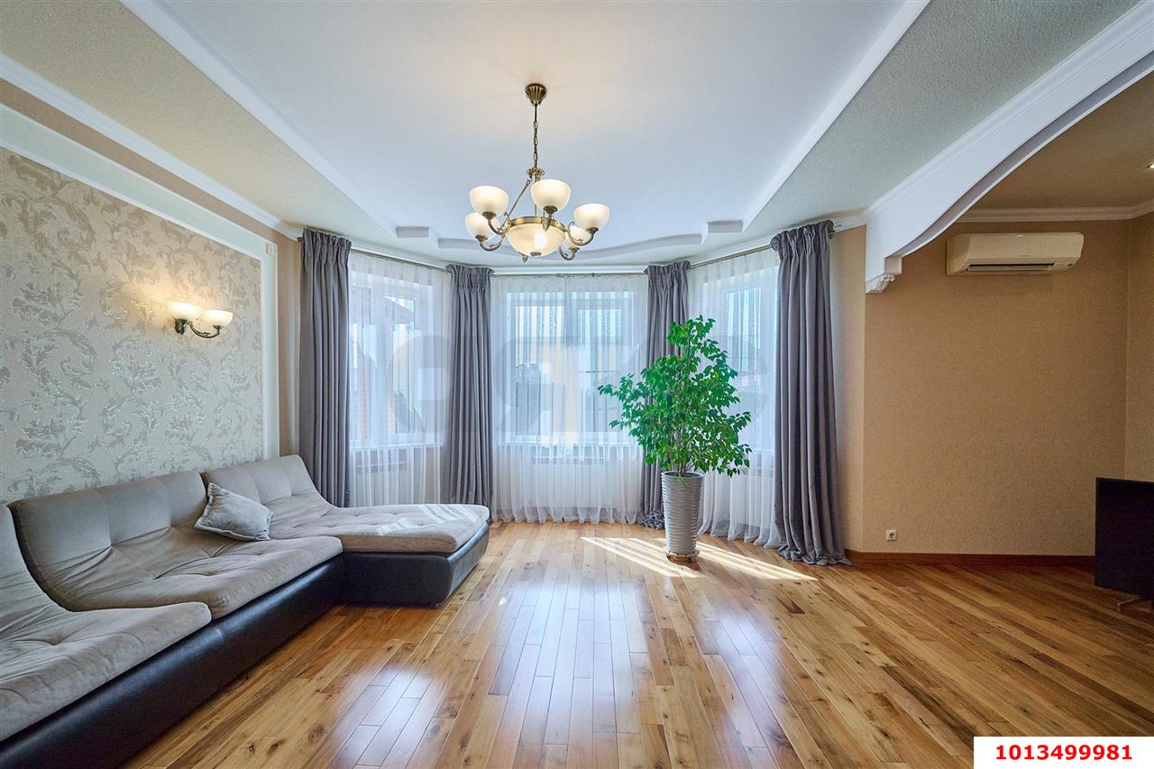 Фото №9: Дом 271 м² + 10 сот. - Краснодар, Прикубанский внутригородской округ, мкр. 2-я Площадка, ул. Степана Коцура