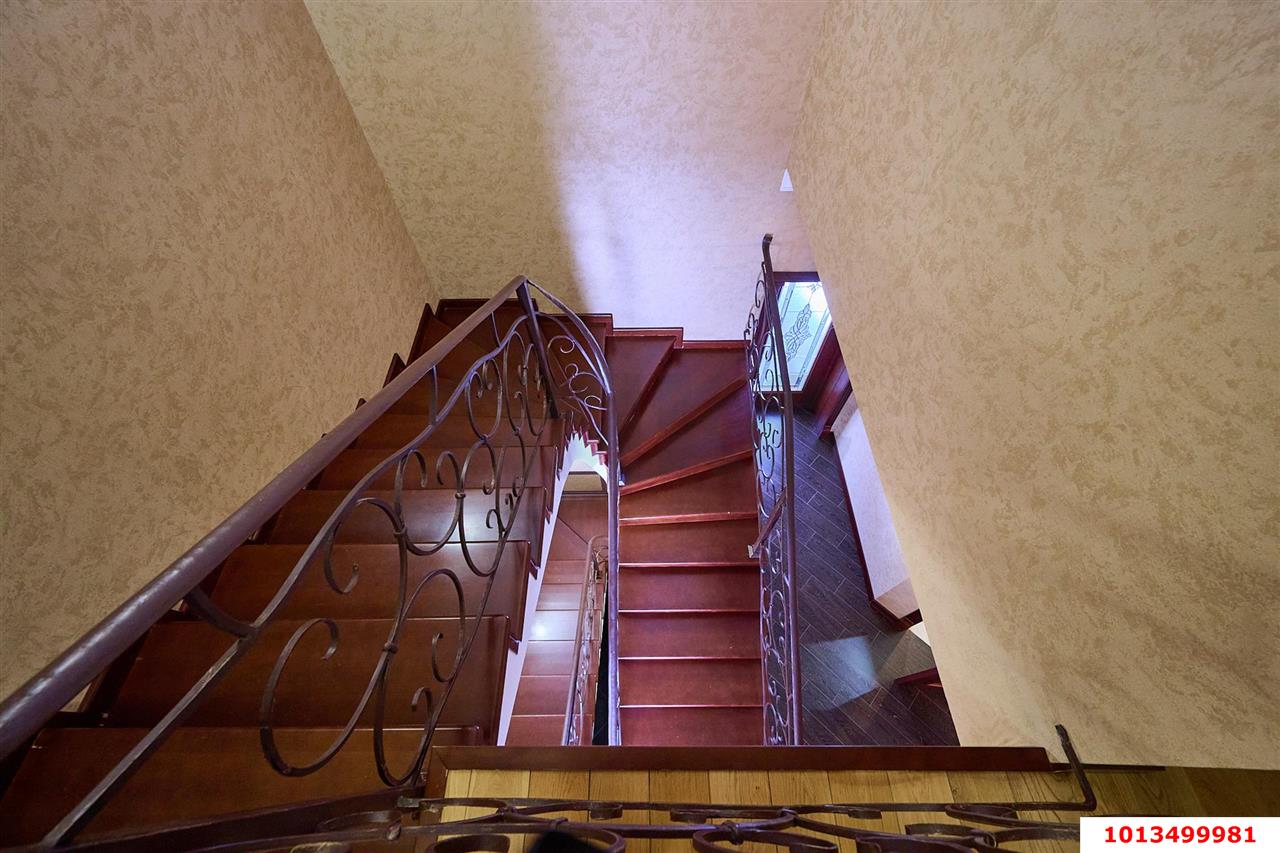 Фото №36: Дом 271 м² + 10 сот. - Краснодар, 2-я Площадка, ул. Степана Коцура