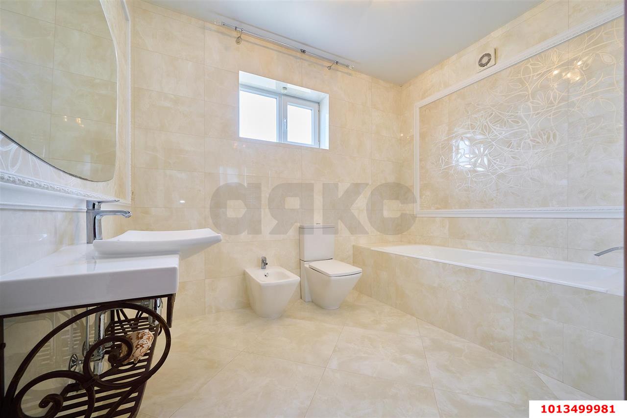 Фото №31: Дом 271 м² + 10 сот. - Краснодар, 2-я Площадка, ул. Степана Коцура