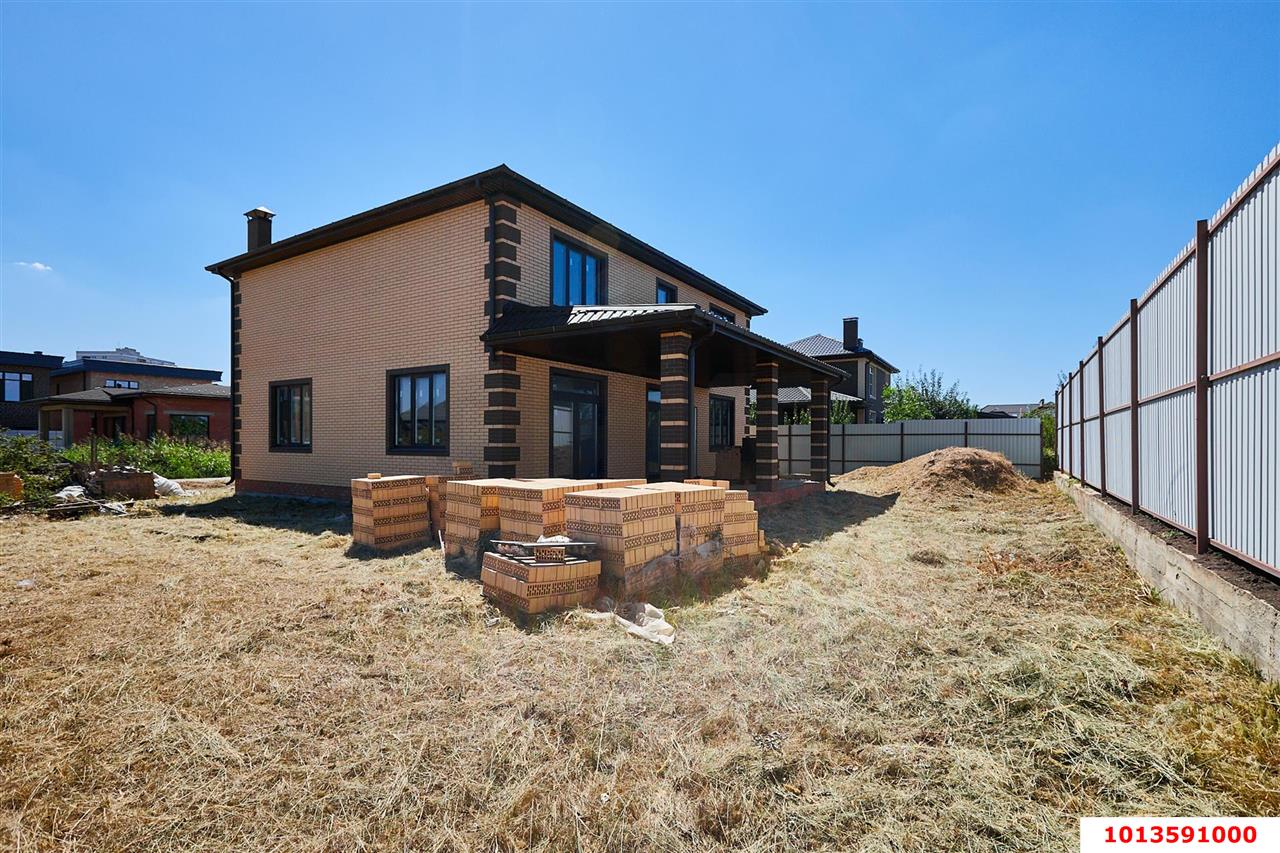 Фото №6: Дом 273 м² + 6 сот. - Краснодар, ул. Фёдора Русанова, 31