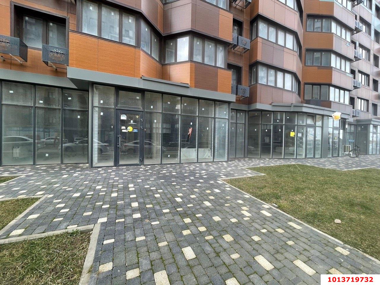Фото №4: Торговое помещение 101 м² - Краснодар, жилой комплекс Россинский Парк, ул. Командорская, 15