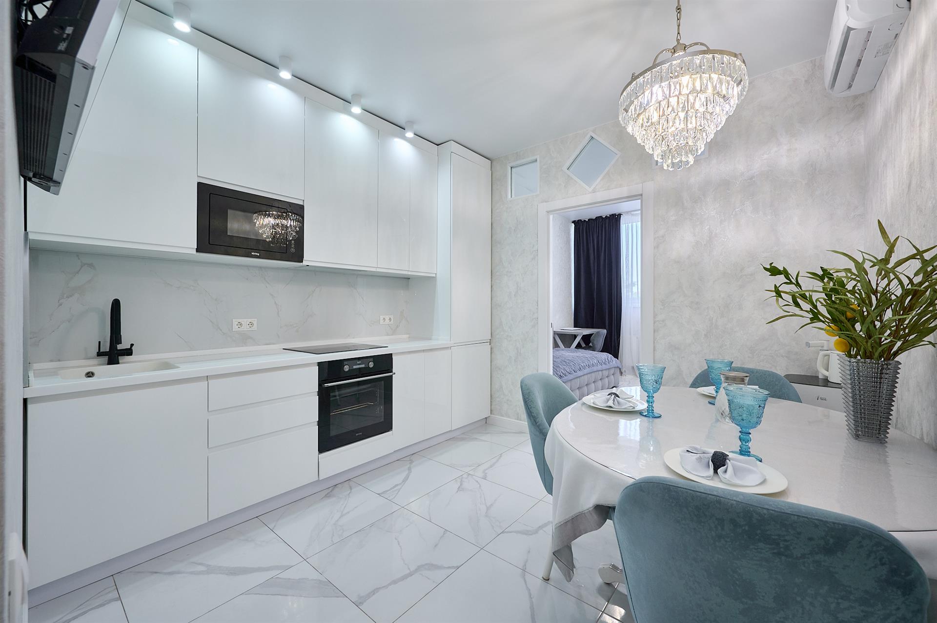 Фото №2: 2-комнатная квартира 52 м² - Краснодар, Западный внутригородской округ, мкр. Кожзавод, ул. Минская, 118/2