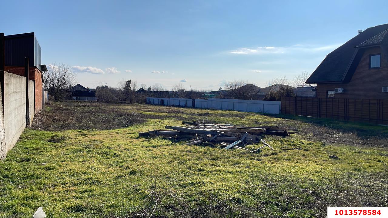 Фото №5: Земельный участок под ИЖС - Васюринская, жилой комплекс Уютный, мкр. Карасунский внутригородской округ, ул. Железнодорожная, 126