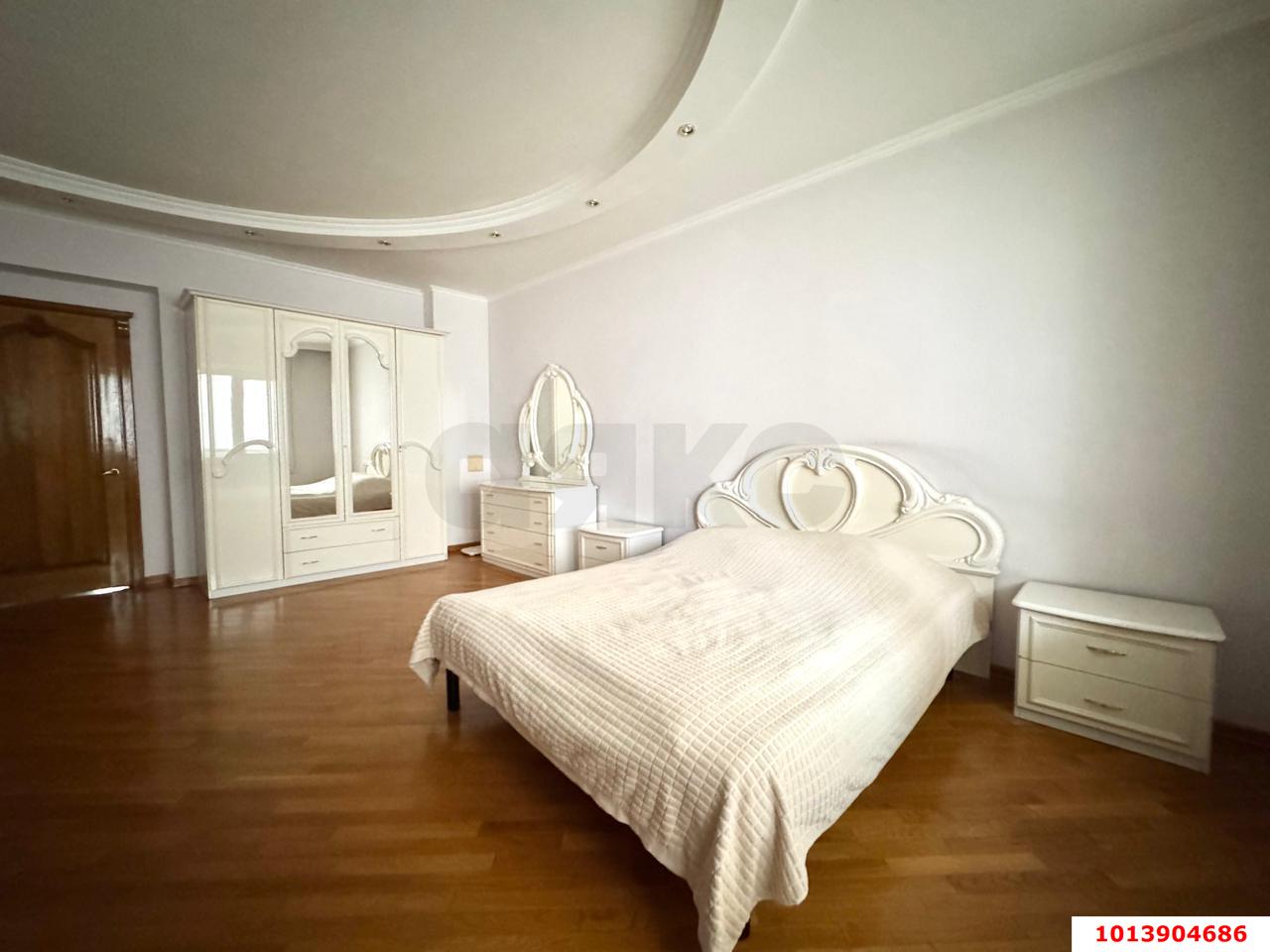 Фото №16: 4-комнатная квартира 150 м² - Краснодар, Прикубанский внутригородской округ, мкр. Фестивальный, ул. Яна Полуяна, 17