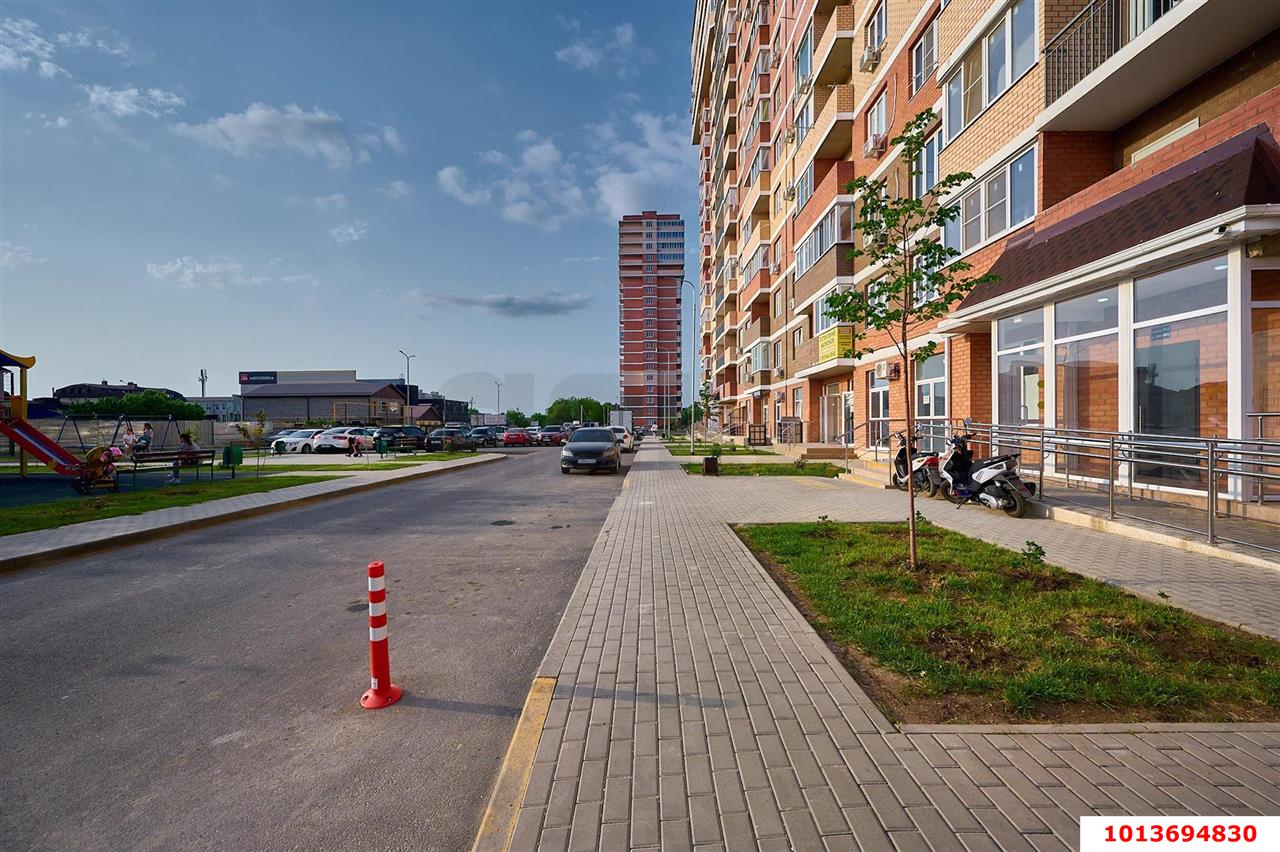 Фото №4: 2-комнатная квартира 53 м² - Краснодар, жилой комплекс Акварели-2, ул. Тепличная, 62/1к5