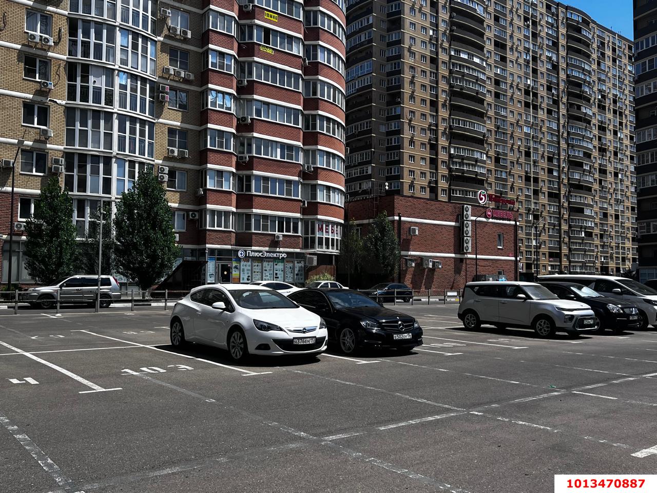 Фото №6: Коммерция 129 м² - Краснодар, Прикубанский внутригородской округ, Завод Радиоизмерительных Приборов, жилой комплекс Времена Года 3, мкр. имени Петра Метальникова, ул. Цезаря Куникова, 24к1
