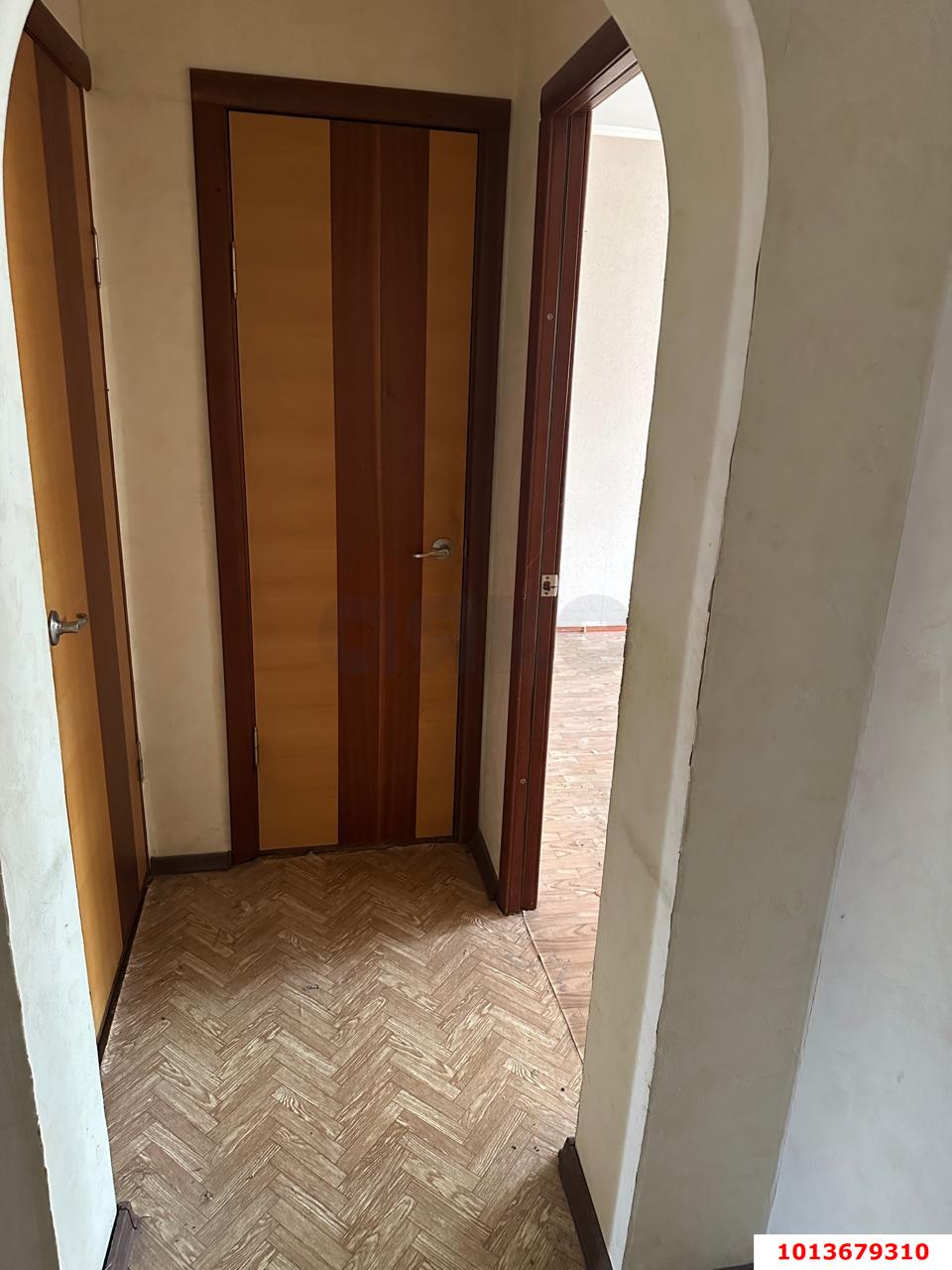 Фото №2: 2-комнатная квартира 57 м² - Краснодар, Юбилейный, ул. 70-летия Октября, 34