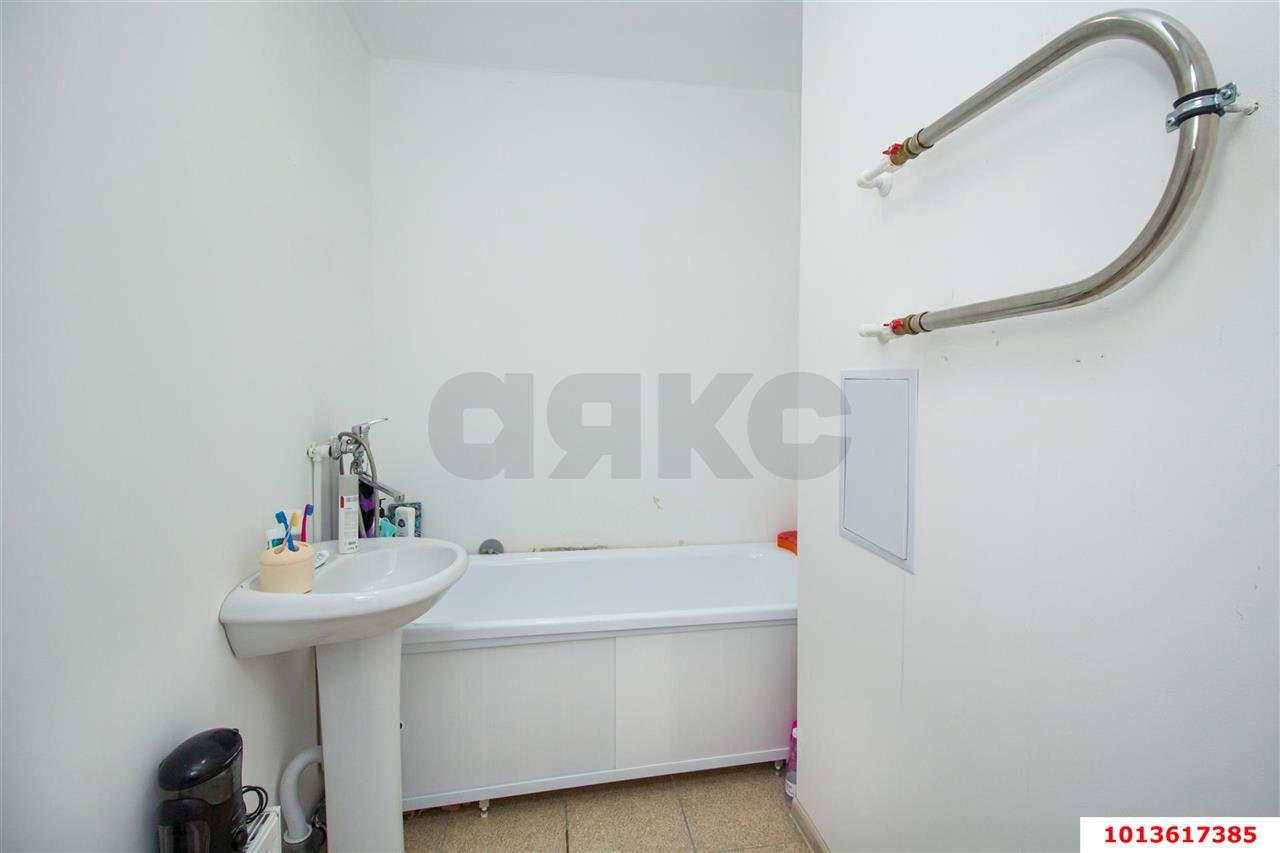 Фото №11: 2-комнатная квартира 70 м² - Краснодар, жилой комплекс Квартал № 6, ул. имени Героя Советского Союза Якова Кобзаря, 2