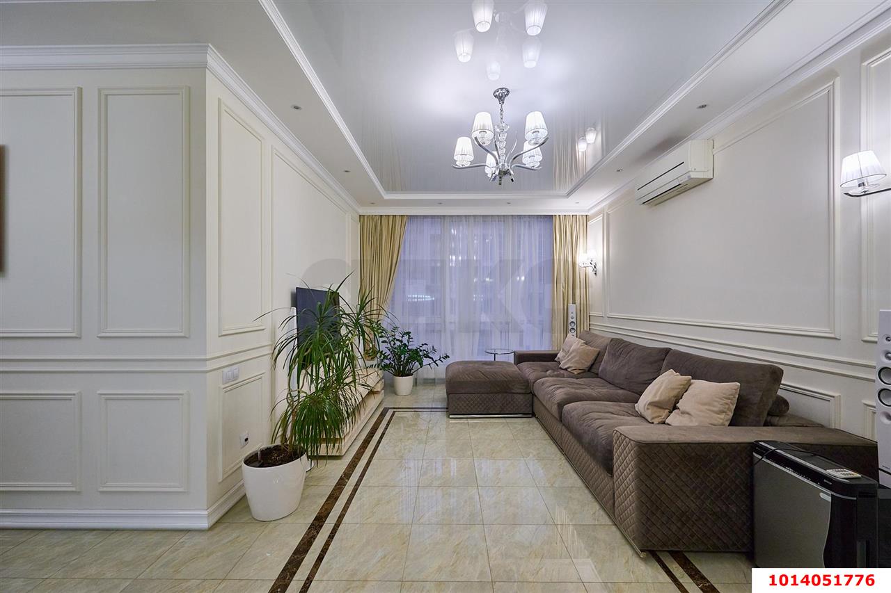 Фото №1: 3-комнатная квартира 145 м² - Краснодар, Прикубанский внутригородской округ, Солнечный, мкр. Фестивальный, ул. Яна Полуяна, 47