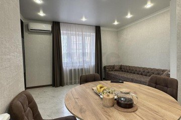 Фото №1: 2-комнатная квартира 60 м² - Краснодар, мкр. Губернский, 