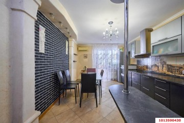 Фото №1: 3-комнатная квартира 91 м² - Краснодар, мкр. Новый, ул. 9-я Тихая, 11