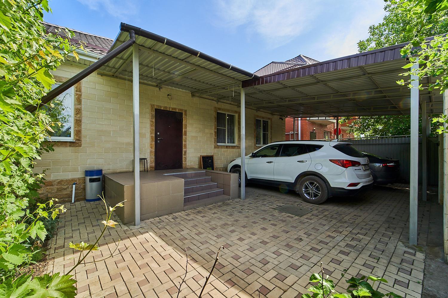 Фото №1: Дом 127 м² + 4 сот. - Краснодар, Прикубанский внутригородской округ, мкр. Сады Калинина, ул. Пречистая, 1