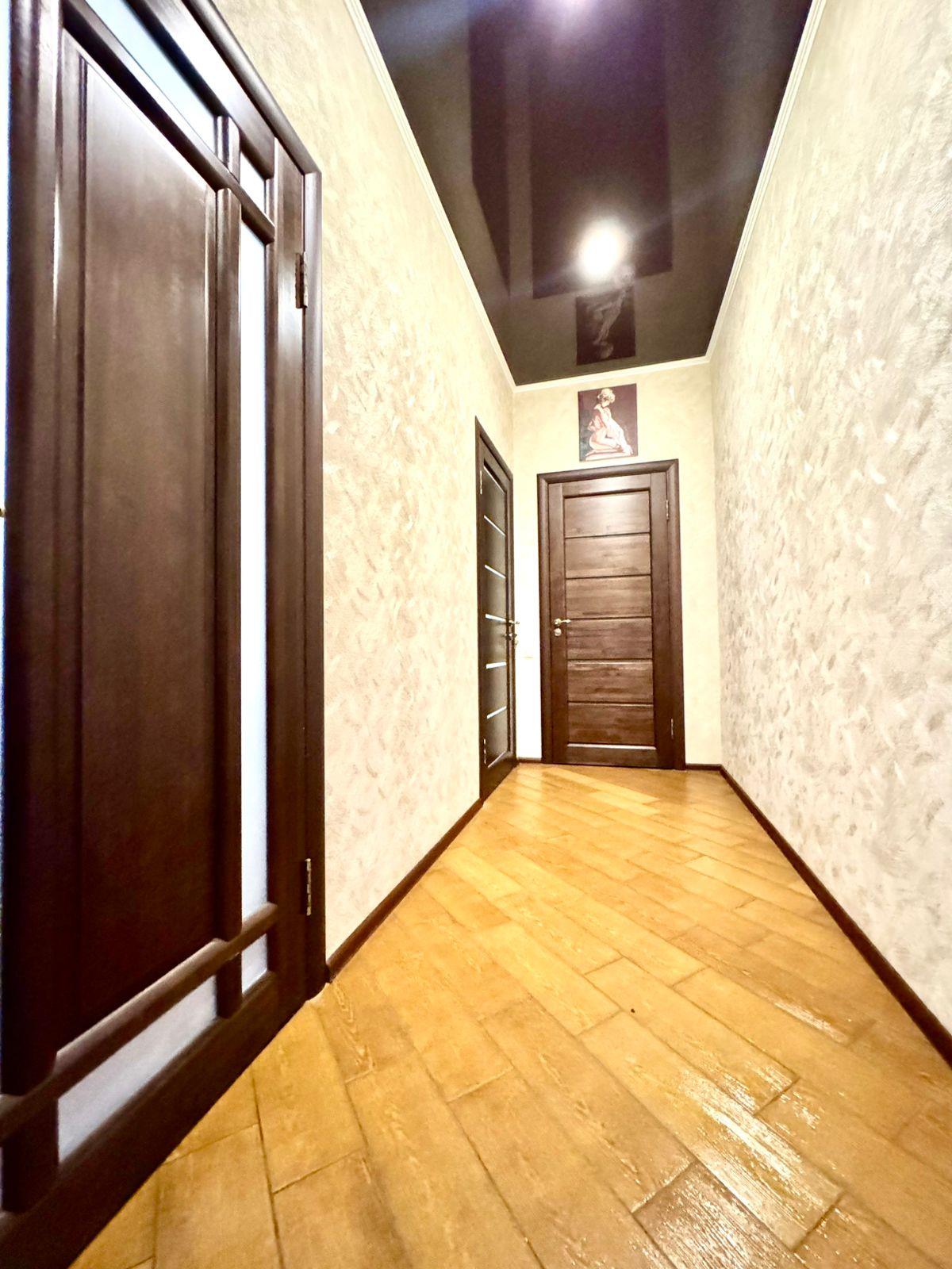 Фото №22: 5+-комнатная квартира 200 м² - Краснодар, Центральный внутригородской округ, мкр. Дубинка, ул. Ставропольская, 178