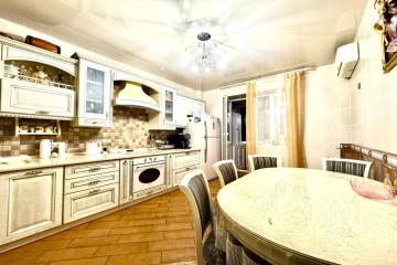 Фото №1: 5+-комнатная квартира 176 м² - Краснодар, мкр. Дубинка, ул. Ставропольская, 178