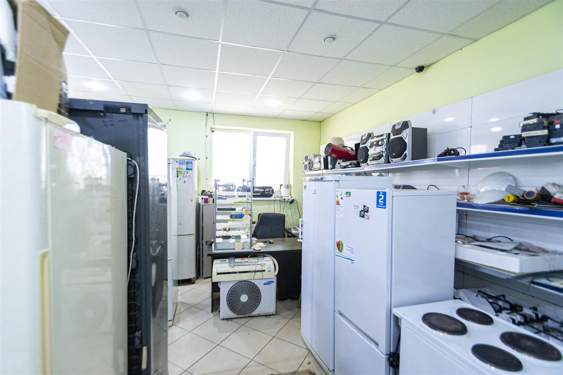 Фото №6: Коммерция 50 м² - Российский, мкр. Прикубанский внутригородской округ, ул. имени В.М. Комарова, 58