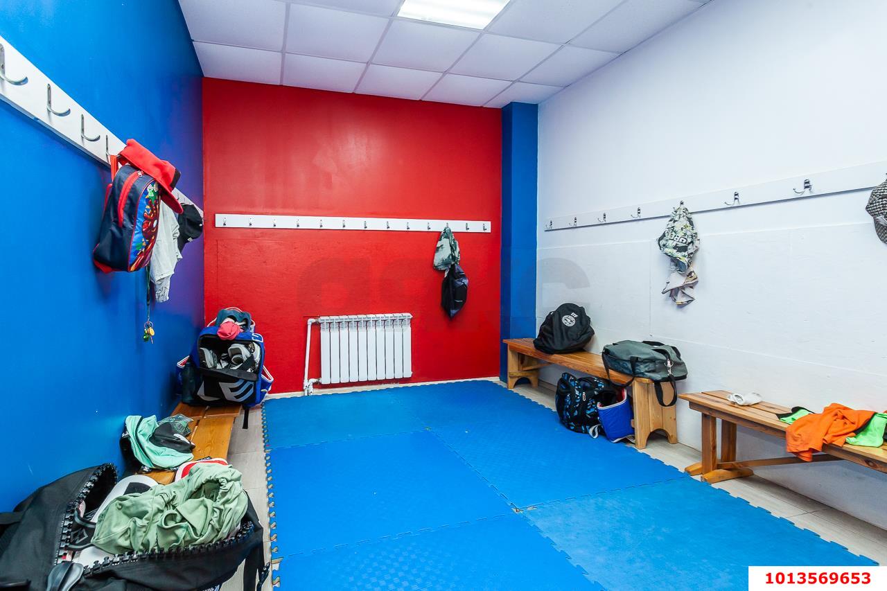 Фото №9: Коммерция 81 м² - Краснодар, Прикубанский внутригородской округ, мкр. Губернский, ул. им. Героя Яцкова И.В., 9к1