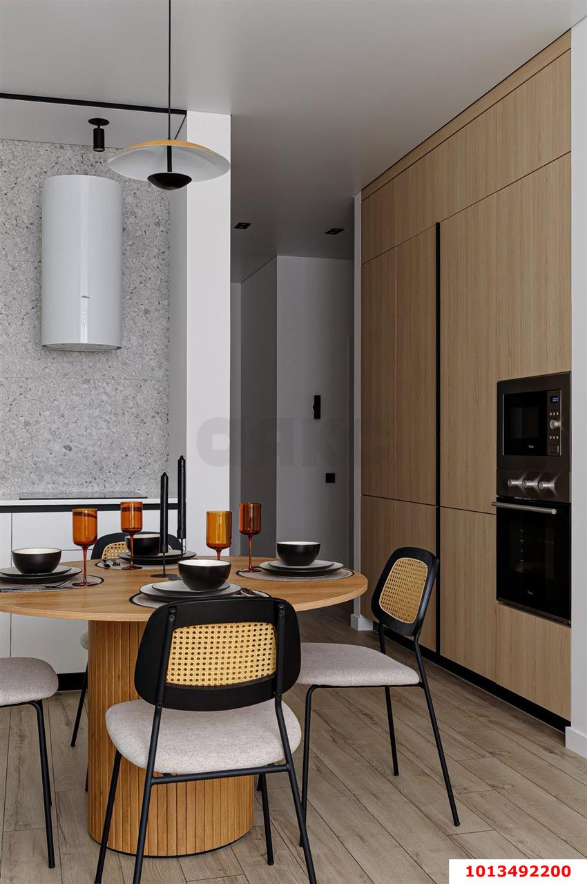 Фото №1: 2-комнатная квартира 74 м² - Краснодар, жилой комплекс На Стахановской, ул. Стахановская, 1/5