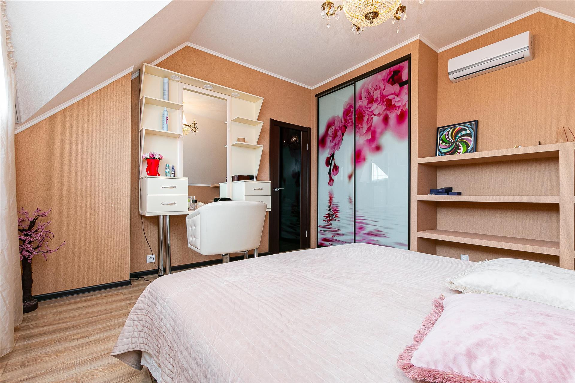 Фото №12: Дом 137 м² + 4 сот. - Краснодар, Прикубанский внутригородской округ, мкр. Парковый, пр-д 2-й Архангельский, 4