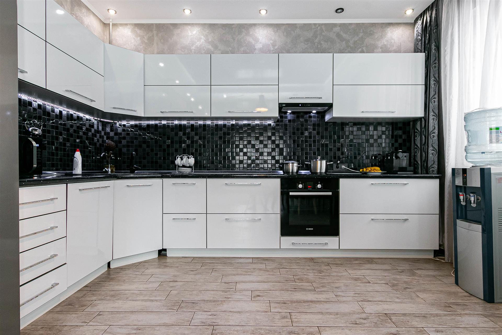 Фото №3: Дом 137 м² + 4 сот. - Краснодар, Прикубанский внутригородской округ, мкр. Парковый, пр-д 2-й Архангельский, 4