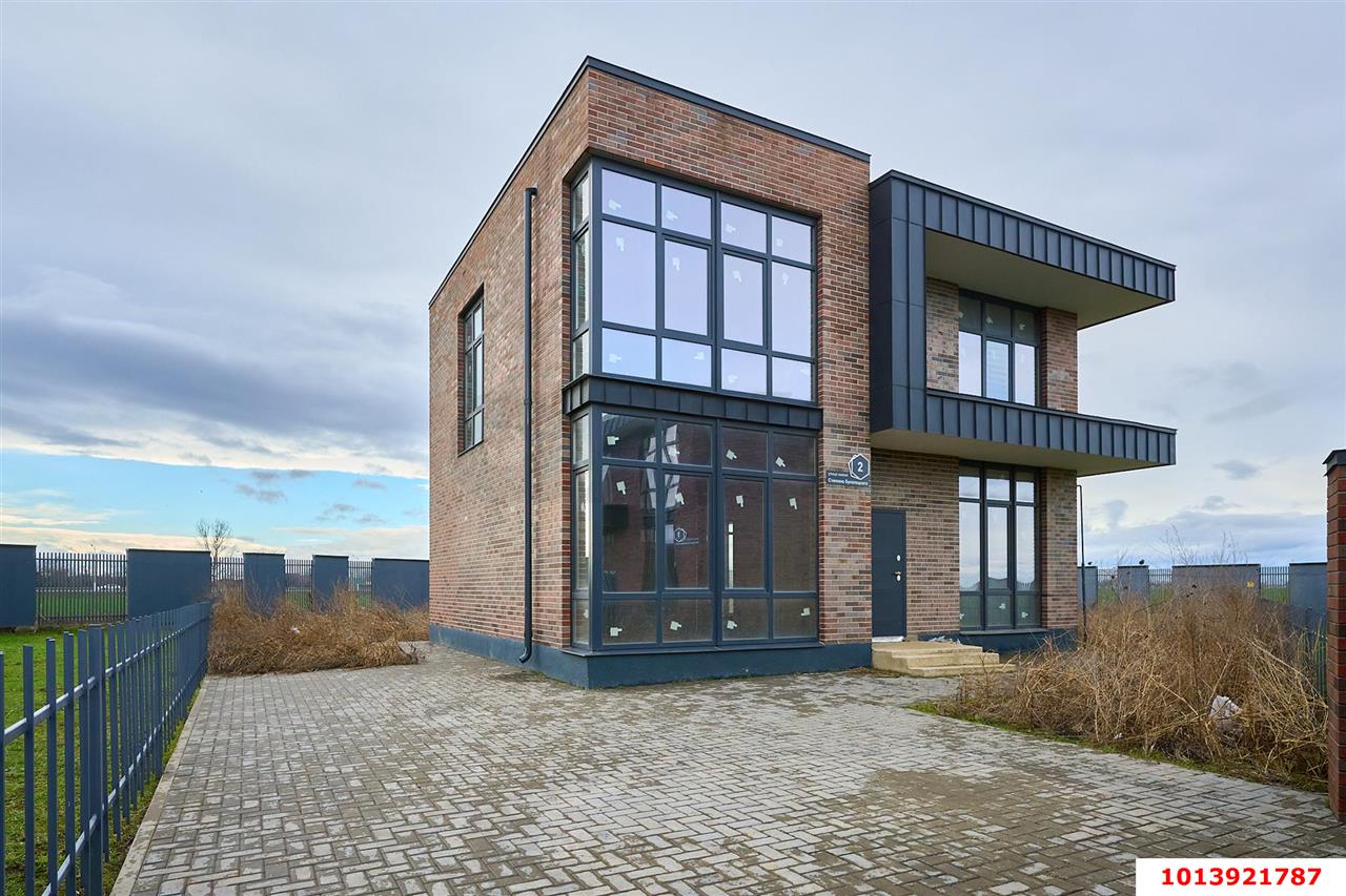 Фото №4: Дом 185 м² + 9 сот. - Краснодар, ул. имени Степана Булатецкого, 2