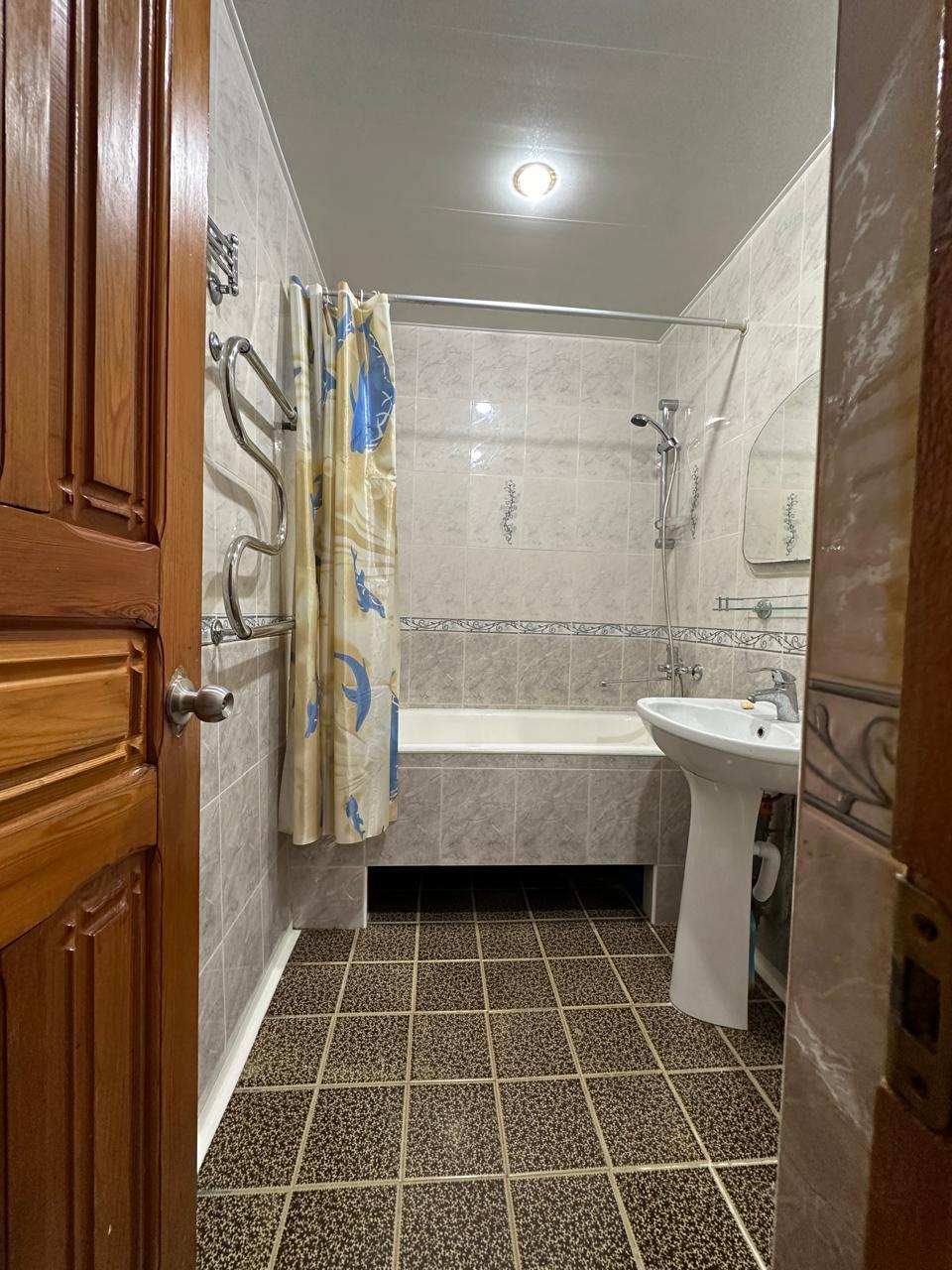 Фото №10: 3-комнатная квартира 91 м² - Краснодар, Западный внутригородской округ, мкр. Юбилейный, б-р Платановый, 15