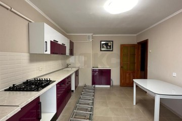 Фото №3: 3-комнатная квартира 91 м² - Краснодар, мкр. Юбилейный, б-р Платановый, 15