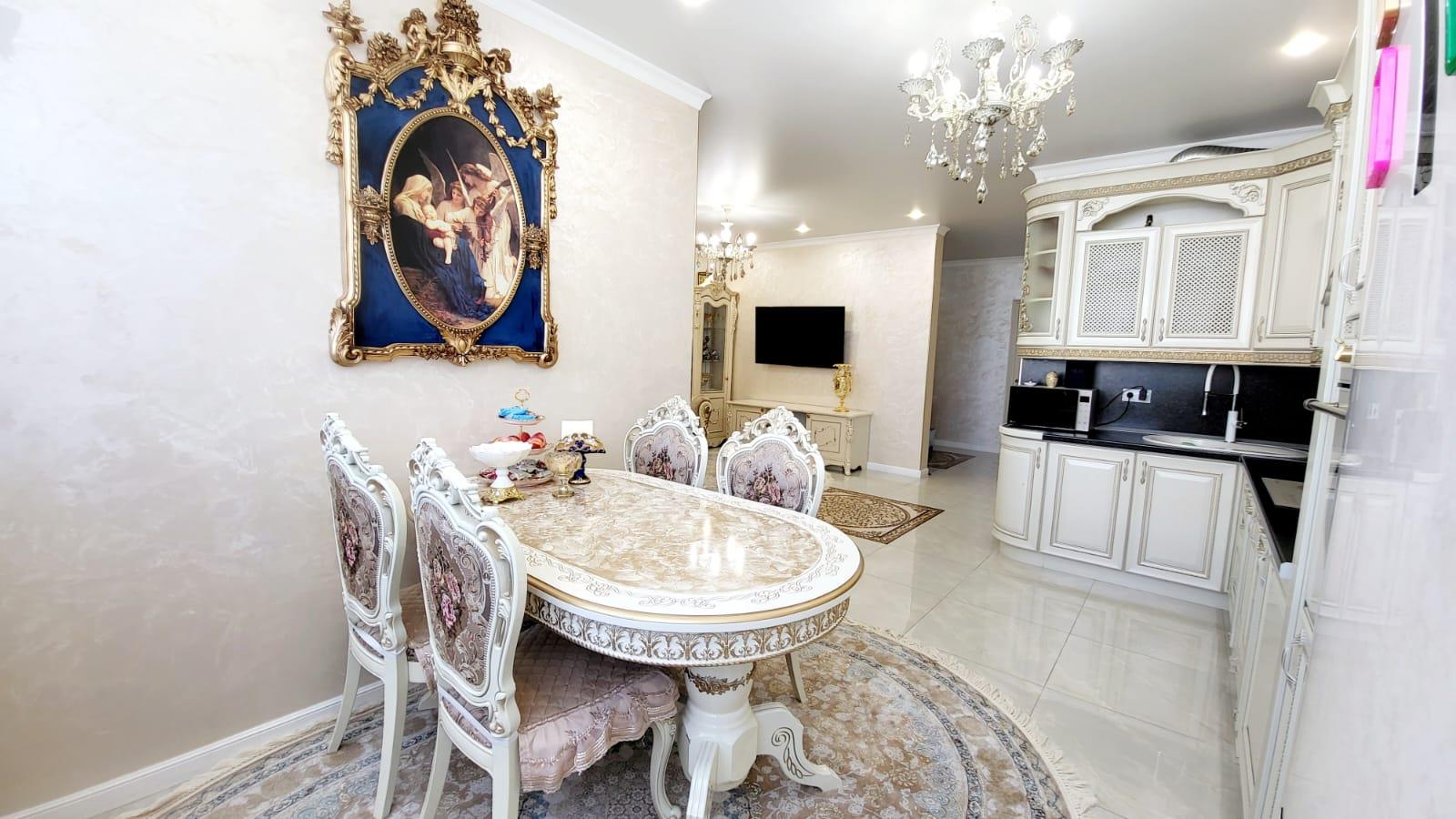 Фото №3: 2-комнатная квартира 70 м² - Краснодар, Прикубанский внутригородской округ, Завод Радиоизмерительных Приборов, мкр. имени Петра Метальникова, ул. Григория Пономаренко, 43