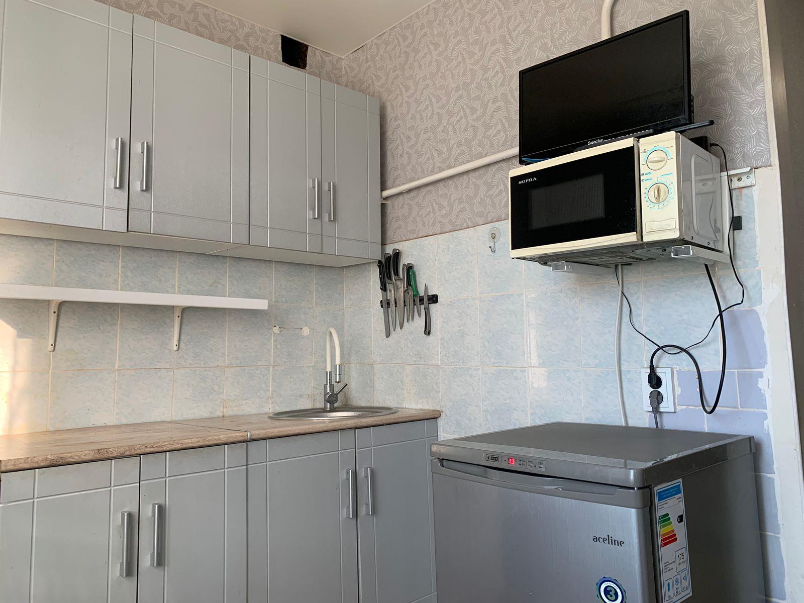 Фото №3: 1-комнатная квартира 37 м² - Берёзовый, Прикубанский внутригородской округ, п. Лекраспром, ул. Археолога Веселовского, 3