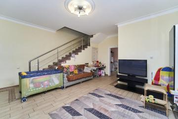 Фото №5: Дом 108 м² - Российский, п. коттеджный  Альпийская Деревня, ул. Роз, 16