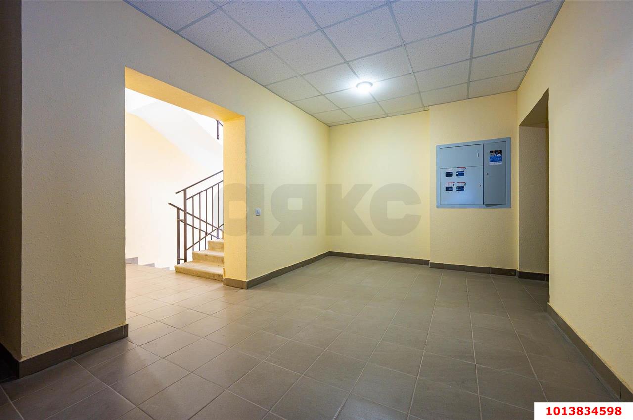 Фото №8: 2-комнатная квартира 68 м² - Новая Адыгея, жилой комплекс Мега, ул. Бжегокайская, 90/3к3