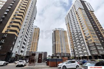 Фото №1: 3-комнатная квартира 108 м² - Краснодар, мкр. жилой комплекс Элегант, ул. Старокубанская, 137/1