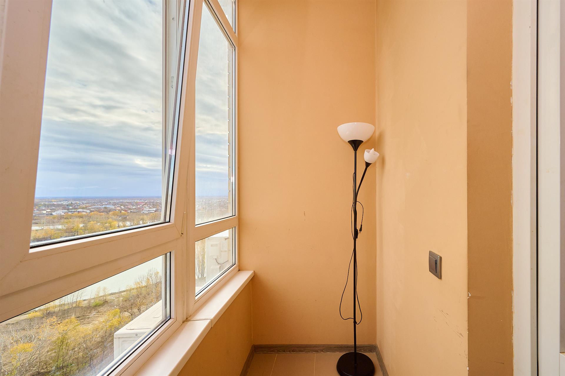 Фото №11: 1-комнатная квартира 50 м² - Краснодар, Центральный внутригородской округ, Дубинка, жилой комплекс Радонеж, мкр. Черёмушки, ул. Вишняковой, 1/23к1