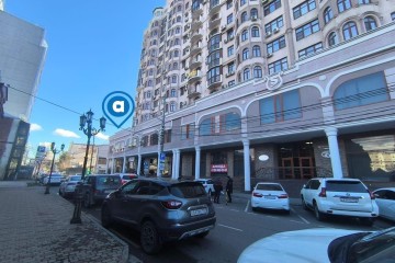 Фото №1: Торговое помещение 166 м² - Краснодар, мкр. Центральный, ул. Гимназическая, 30