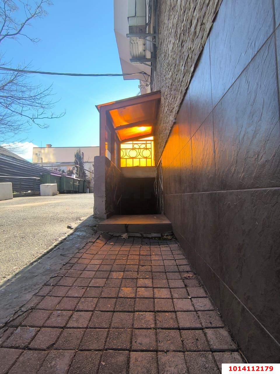 Фото №11: Торговое помещение 166 м² - Краснодар, Центральный, ул. Гимназическая, 30