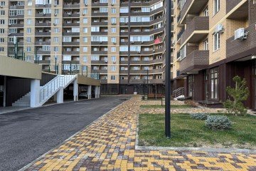Фото №2: 1-комнатная квартира 42 м² - Краснодар, мкр. Молодёжный, ул. Дубравная, 1