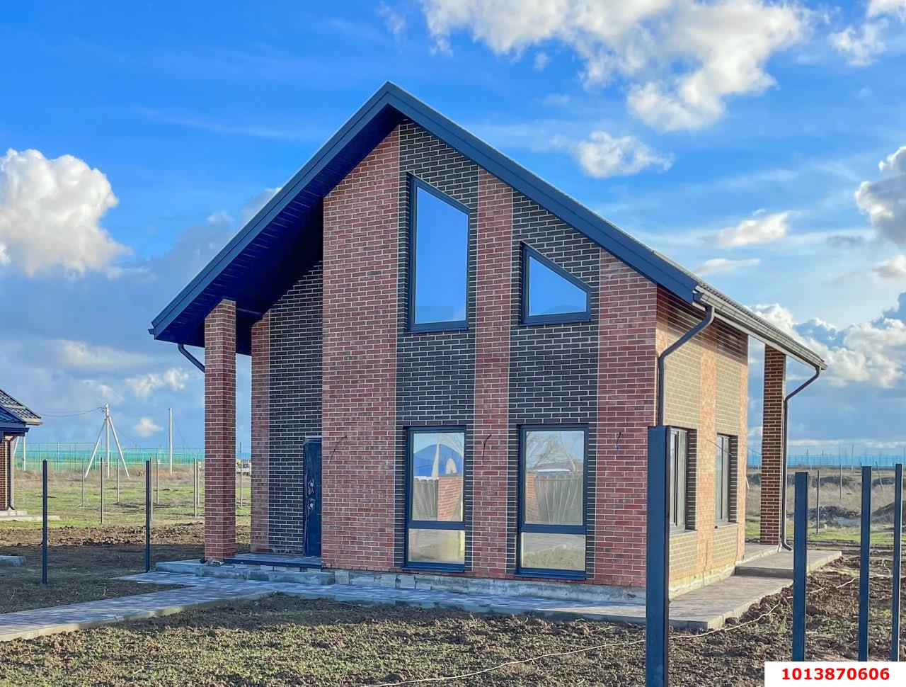 Фото №1: Дом 141 м² + 5.75 сот. - Тамань, ул. Ландышевая, 10