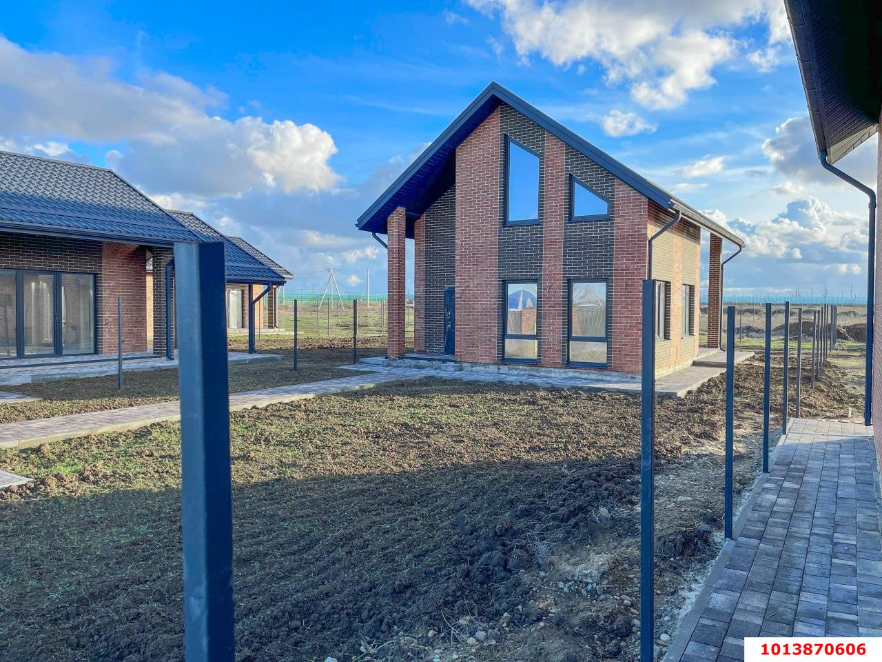 Фото №2: Дом 141 м² + 5.75 сот. - Тамань, ул. Ландышевая, 10