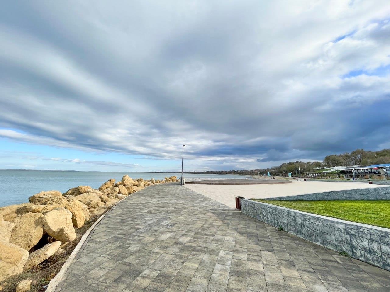 Фото №17: Дом 141 м² + 5.75 сот. - Тамань, Центральный внутригородской округ, Завод Измерительных Приборов, мкр. жилой комплекс Ривьера, ул. Ландышевая, 10