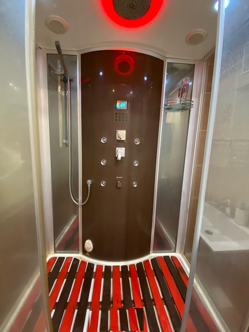 Фото №14: 2-комнатная квартира 82 м² - Краснодар, Краевая Клиническая Больница, мкр. Прикубанский внутригородской округ, ул. Черкасская, 53